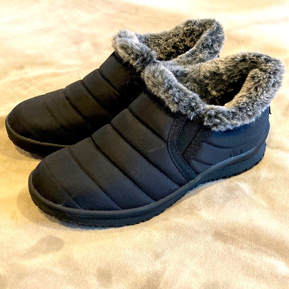 Minnetonka Townsend Ankle Boots Womens 